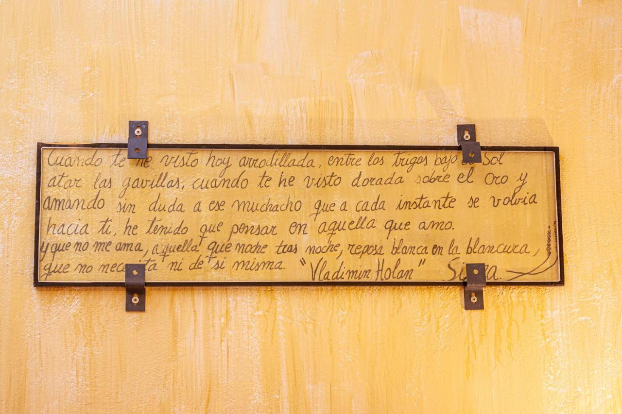 Donde Victor Luna Granja de Moreruela Экстерьер фото